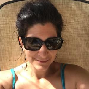 Meet your Posher, Suzanne